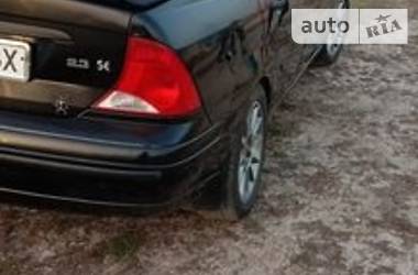 Седан Ford Focus 2000 в 