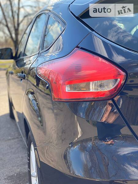 Седан Ford Focus 2016 в Запоріжжі