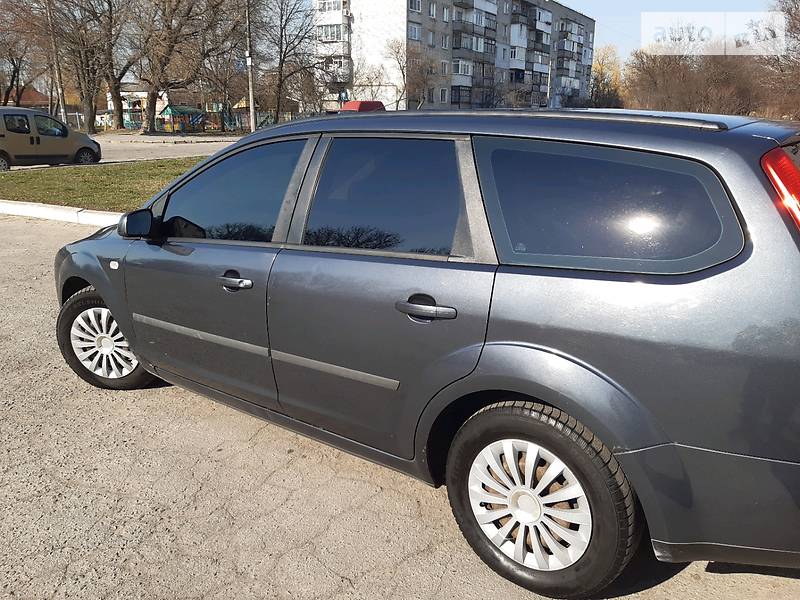 Універсал Ford Focus 2006 в Звягелі