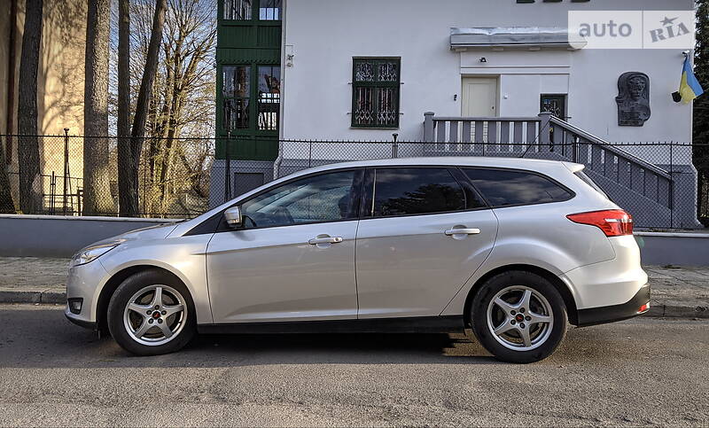Універсал Ford Focus 2015 в Львові фото 4 Універсал Ford Focus 2015 в Львові