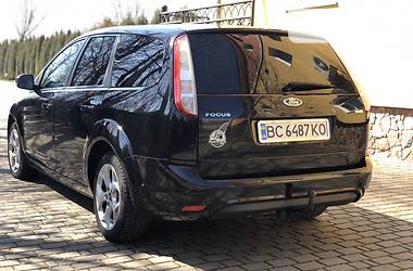 Универсал Ford Focus 2010 в 