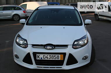 Седан Ford Focus 2011 в 