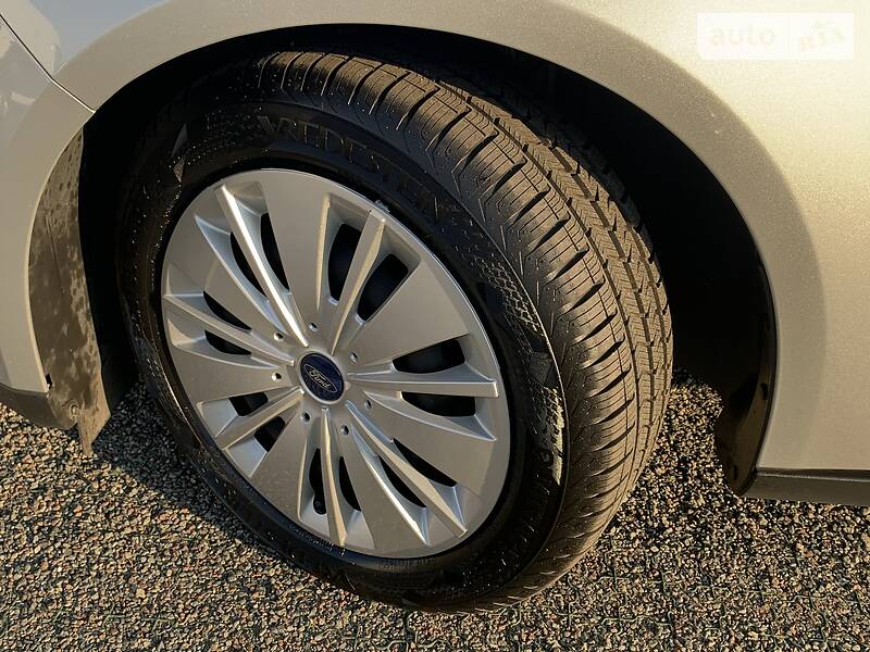 Универсал Ford Focus 2016 в Киеве