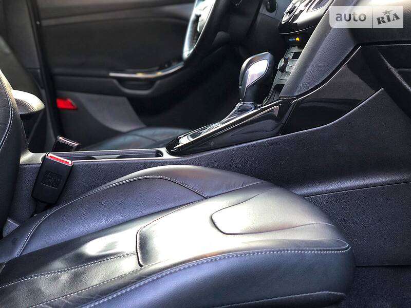 Седан Ford Focus 2015 в Києві