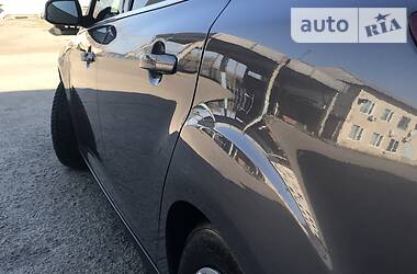 Седан Ford Focus 2012 в 