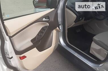 Седан Ford Focus 2014 в 
