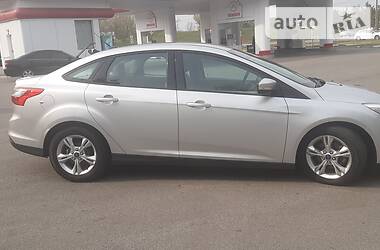 Седан Ford Focus 2014 в 