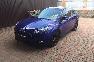 Седан Ford Focus 2015 в 