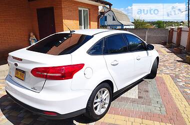 Седан Ford Focus 2016 в 