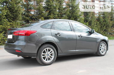 Седан Ford Focus 2017 в 