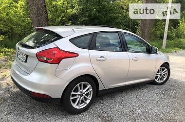 Хетчбек Ford Focus 2016 в 