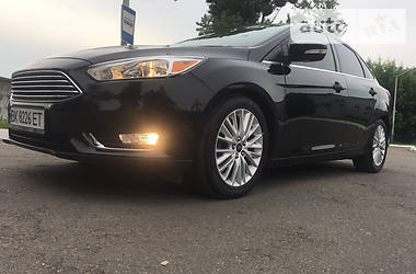 Седан Ford Focus 2015 в 