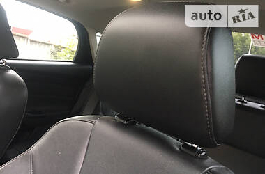 Седан Ford Focus 2015 в 