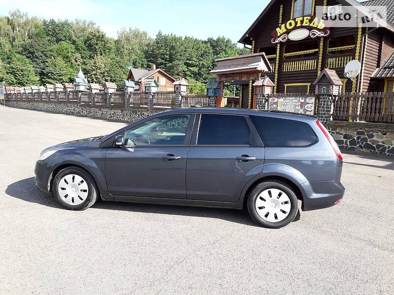 Універсал Ford Focus 2010 в Рівному