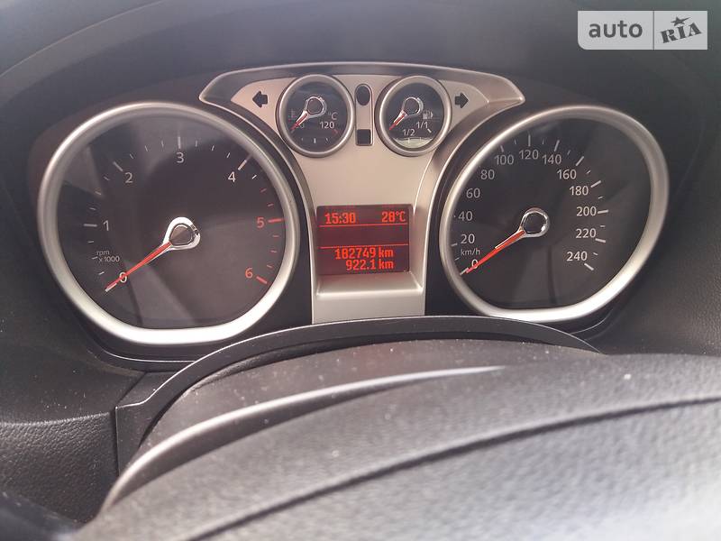 Хетчбек Ford Focus 2010 в Радивиліві