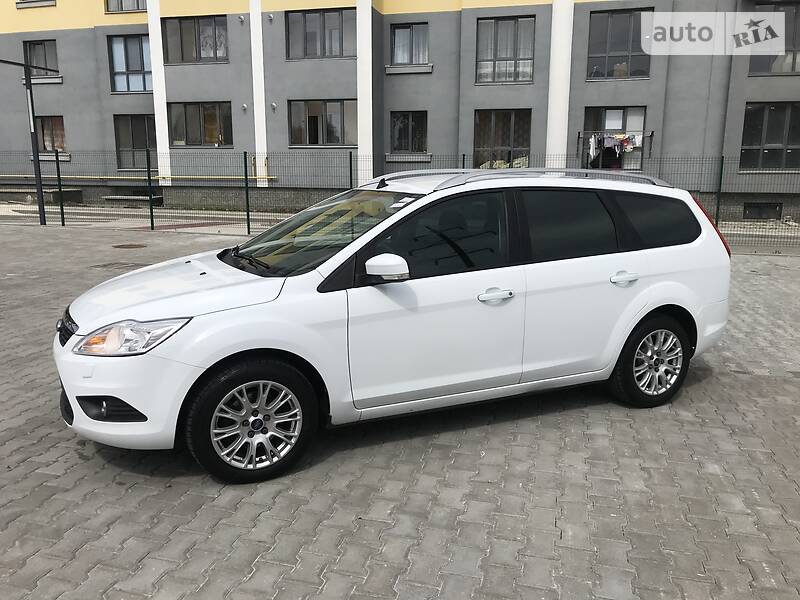 Універсал Ford Focus 2010 в Івано-Франківську