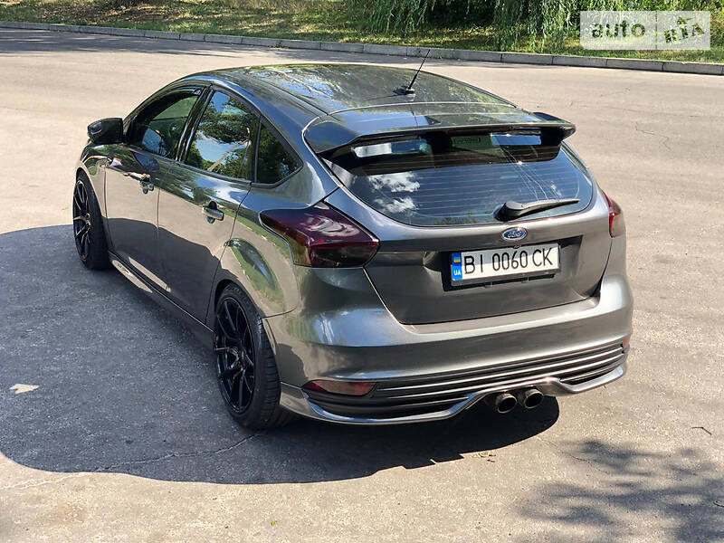 Хетчбек Ford Focus 2015 в Полтаві