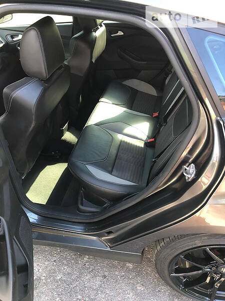 Хетчбек Ford Focus 2015 в Полтаві