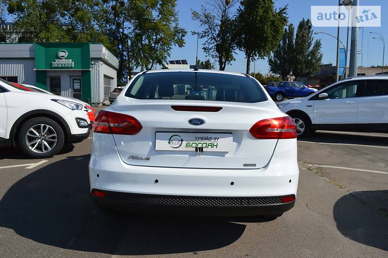 Седан Ford Focus 2015 в Києві фото 6 Седан Ford Focus 2015 в Києві