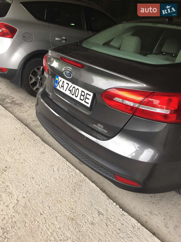 Седан Ford Focus 2014 в 