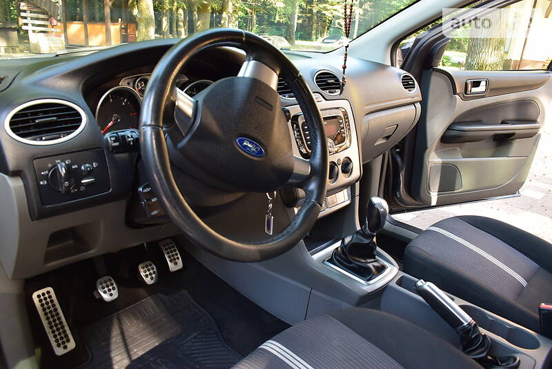Універсал Ford Focus 2011 в Дрогобичі