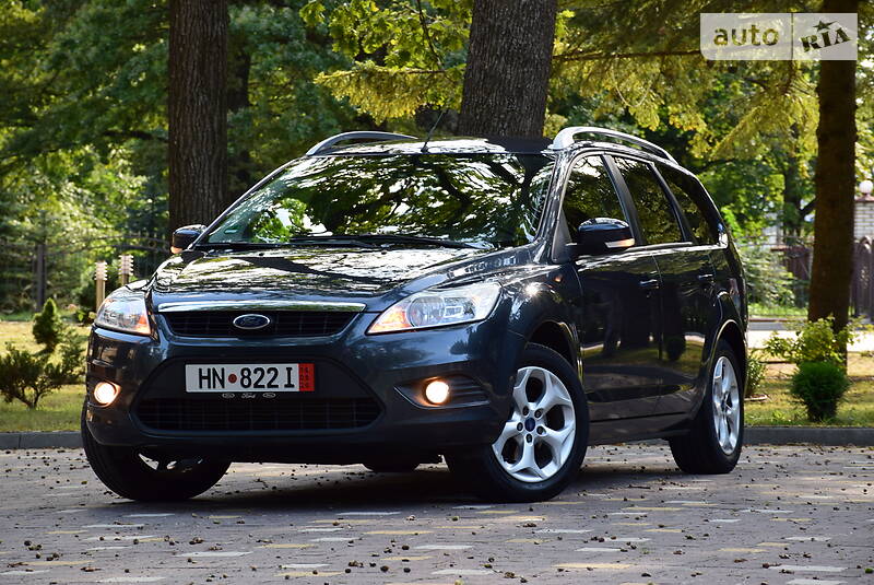 Універсал Ford Focus 2011 в 
