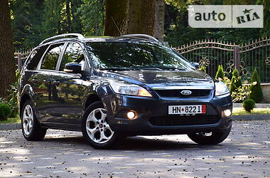 Універсал Ford Focus 2011 в 
