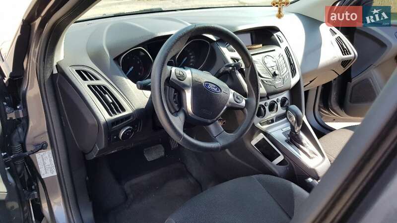 Хэтчбек Ford Focus 2014 в Овидиополе