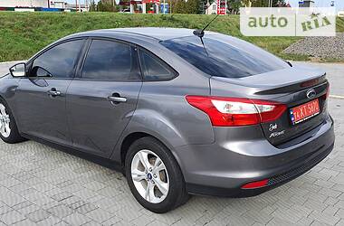 Седан Ford Focus 2013 в Стрию