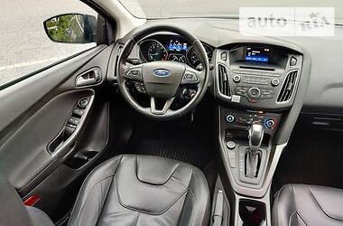 Хэтчбек Ford Focus 2015 в Стрые