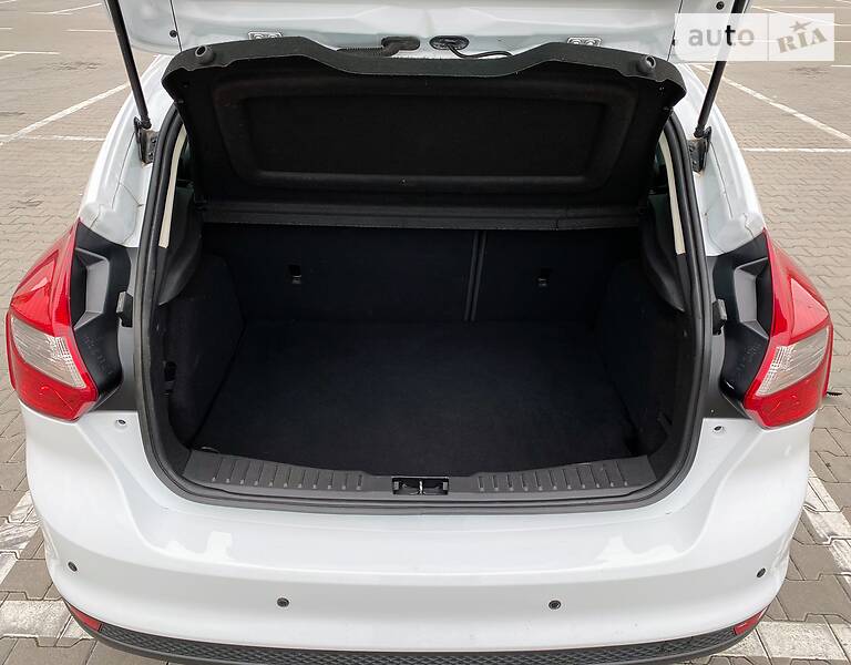 Хэтчбек Ford Focus 2011 в Киеве