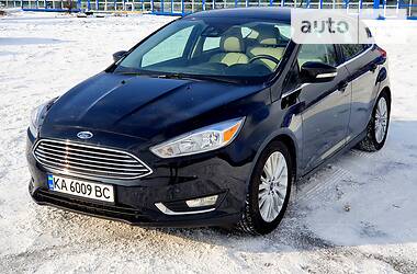 Хэтчбек Ford Focus 2015 в Киеве