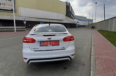 Седан Ford Focus 2015 в Луцке