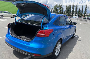 Седан Ford Focus 2017 в 