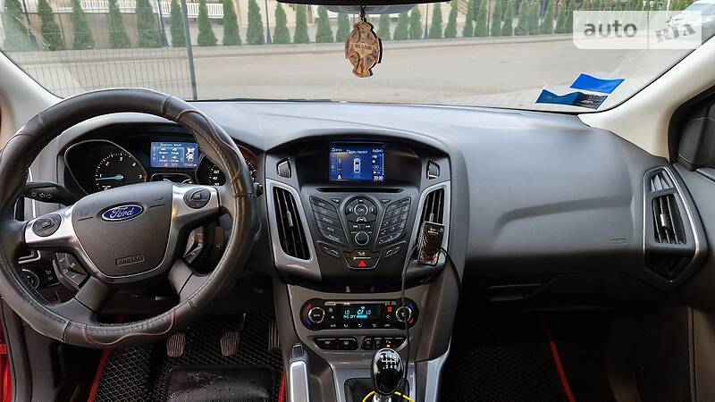 Универсал Ford Focus 2011 в Черновцах