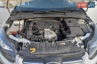 Хэтчбек Ford Focus 2013 в 