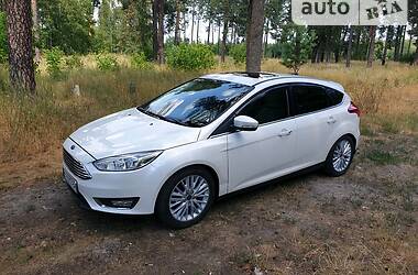 Хэтчбек Ford Focus 2016 в 