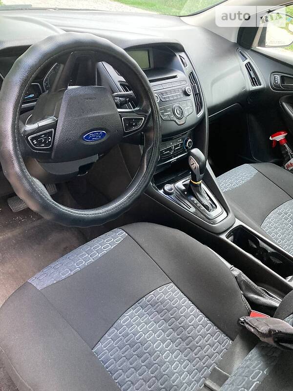 Седан Ford Focus 2015 в Каменском