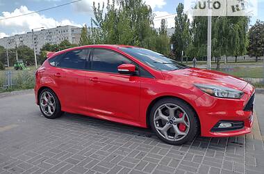 Хетчбек Ford Focus 2015 в Харкові