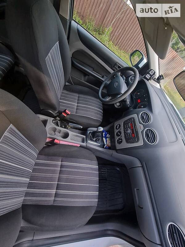 Универсал Ford Focus 2010 в Коростене