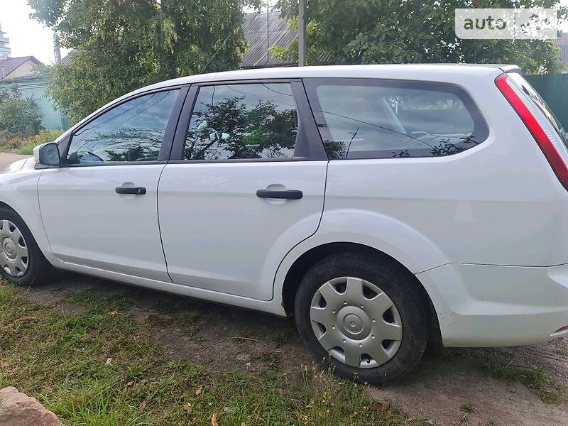 Универсал Ford Focus 2010 в Коростене