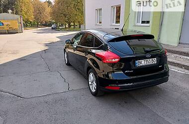 Хэтчбек Ford Focus 2015 в Ровно
