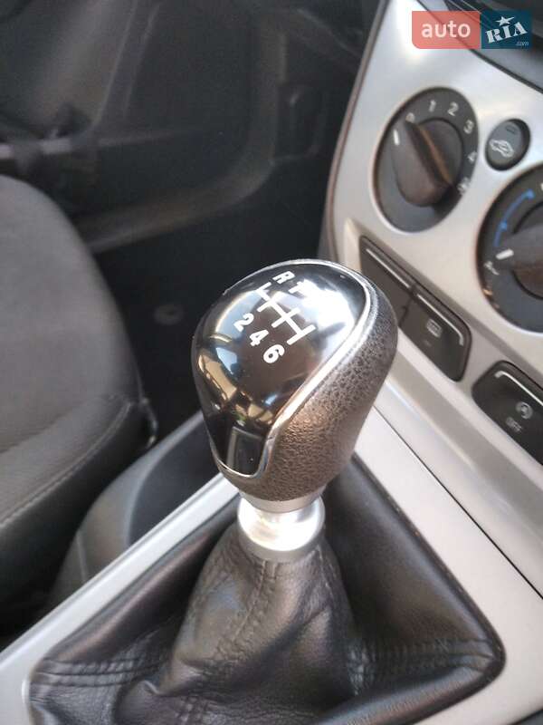 Универсал Ford Focus 2013 в Зенькове фото 2 Универсал Ford Focus 2013 в Зенькове