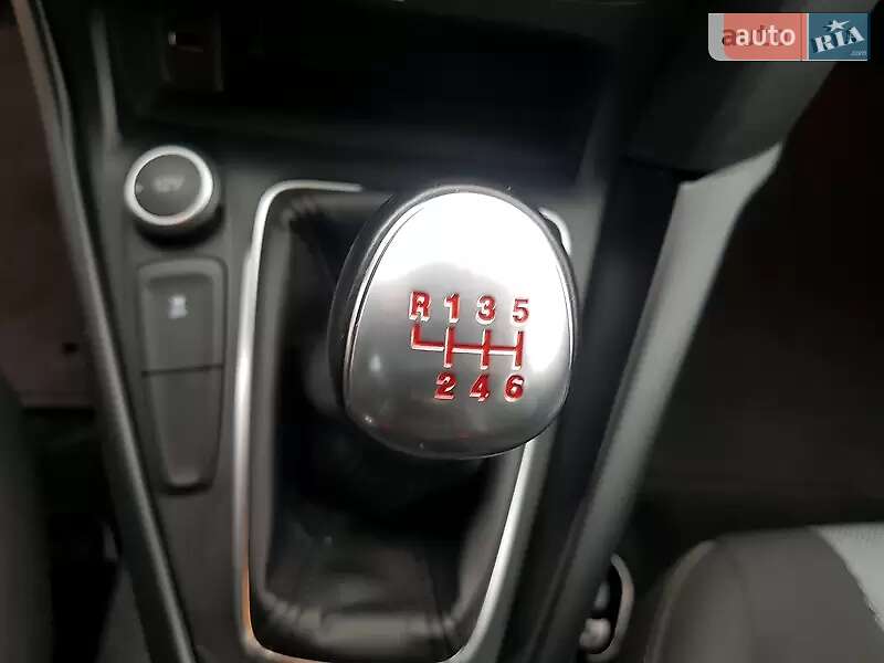 Хэтчбек Ford Focus 2017 в Киеве