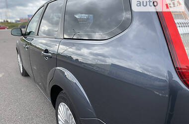 Универсал Ford Focus 2009 в 