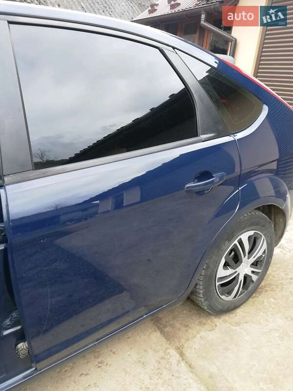 Хэтчбек Ford Focus 2008 в Бучаче