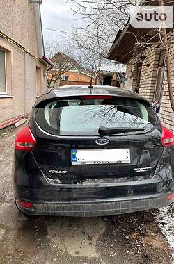 Хэтчбек Ford Focus 2016 в 