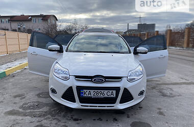 Седан Ford Focus 2014 в Киеве