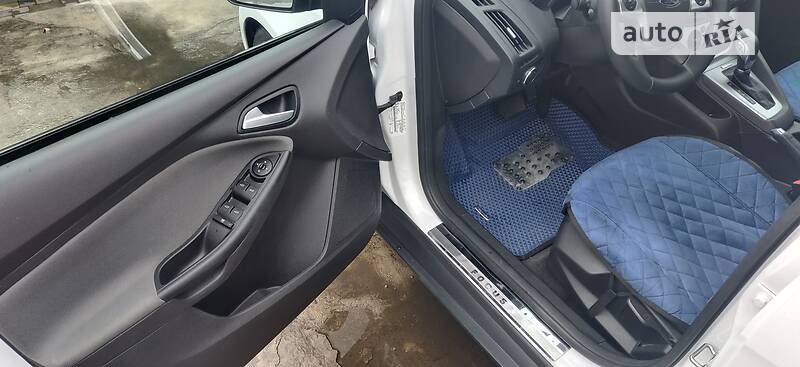 Хэтчбек Ford Focus 2014 в Запорожье