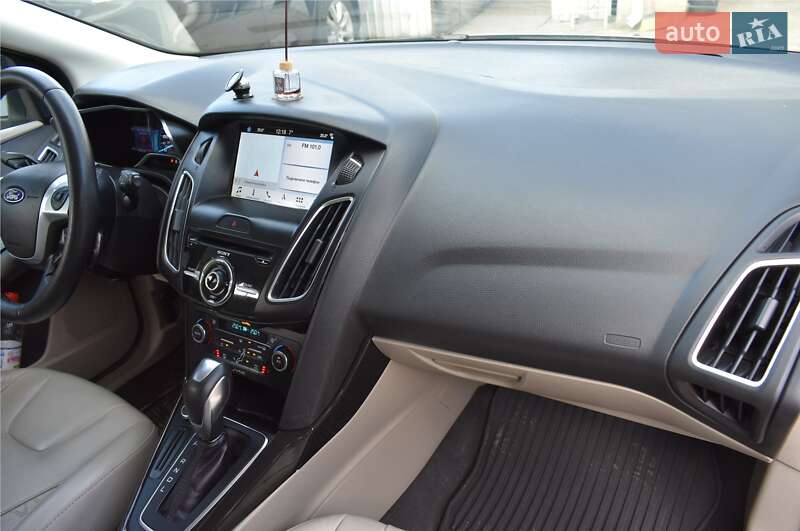 Хэтчбек Ford Focus 2016 в Одессе